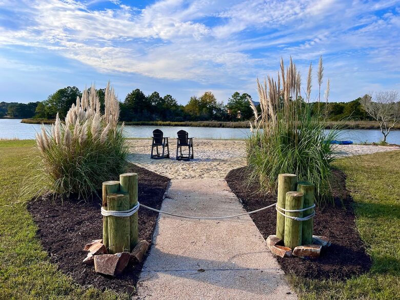 The Chesapeake Haven | 5-Acre Private Beach Getaway - Gloucester County, Virginia