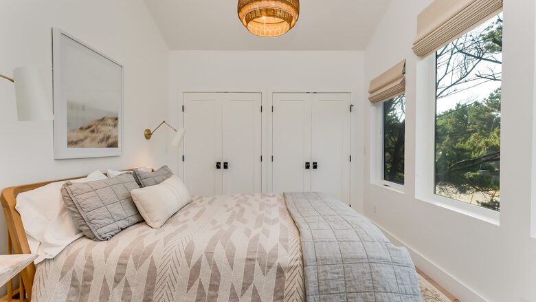 Bright Coastal Getaway Near the Ocean - Manzanita, Oregon