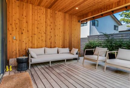 Bright Coastal Getaway Near the Ocean - Manzanita, Oregon