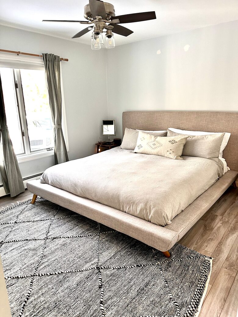 Newtown Court Getaway | Stylish Home for Families & Friends - Hampton Bays, New York