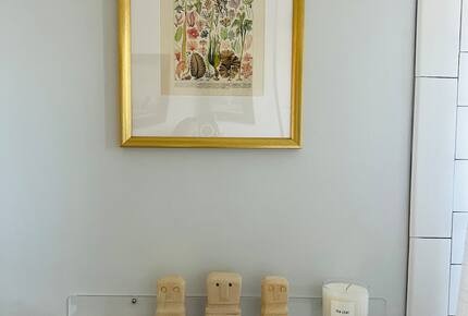 Newtown Court Getaway | Stylish Home for Families & Friends - Hampton Bays, New York