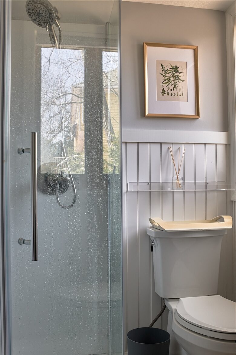 Newtown Court Getaway | Stylish Home for Families & Friends - Hampton Bays, New York