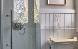 Newtown Court Getaway | Stylish Home for Families & Friends - Hampton Bays, New York