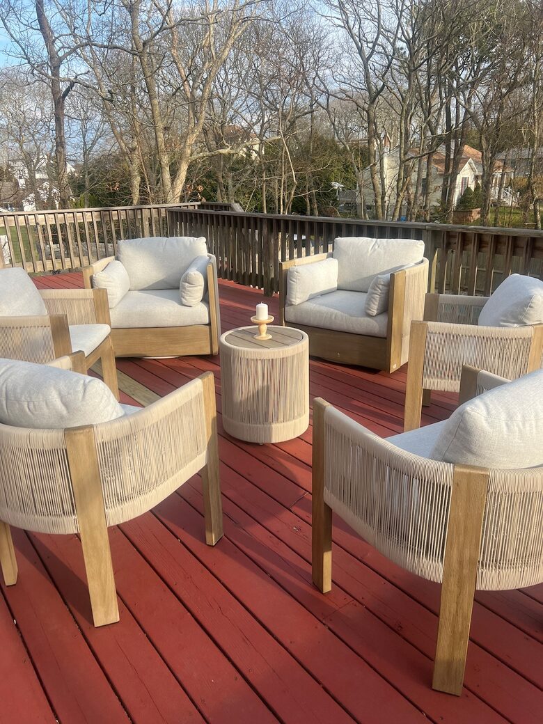 Newtown Court Getaway | Stylish Home for Families & Friends - Hampton Bays, New York