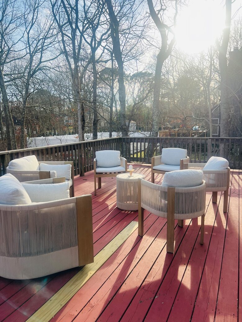 Newtown Court Getaway | Stylish Home for Families & Friends - Hampton Bays, New York