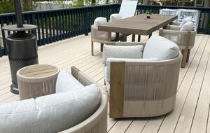 Newtown Court Getaway | Stylish Home for Families & Friends - Hampton Bays, New York