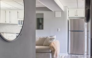 Newtown Court Getaway | Stylish Home for Families & Friends - Hampton Bays, New York