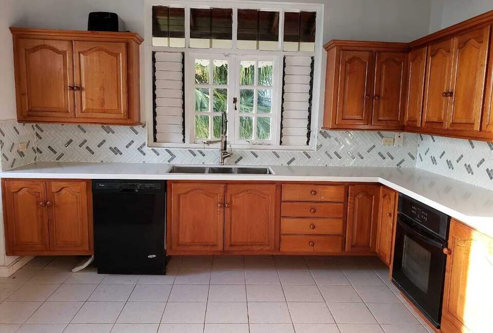 Oceanview Escape Near Bacolet Point Beaches - Bacolet Point, Scarborough, Trinidad and Tobago