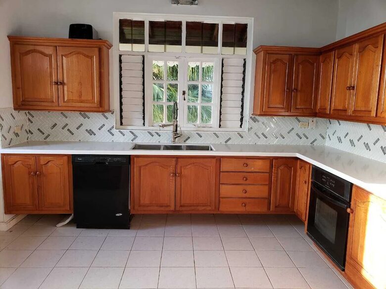 Oceanview Escape Near Bacolet Point Beaches - Bacolet Point, Scarborough, Trinidad and Tobago