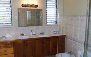 Oceanview Escape Near Bacolet Point Beaches - Bacolet Point, Scarborough, Trinidad and Tobago