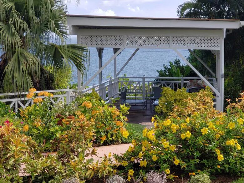 Oceanview Escape Near Bacolet Point Beaches - Bacolet Point, Scarborough, Trinidad and Tobago