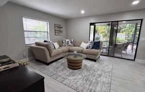 Sarasota Hideaway | 1 Mile from Siesta Key Beach & Village - Sarasota, Florida