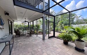 Sarasota Hideaway | 1 Mile from Siesta Key Beach & Village - Sarasota, Florida