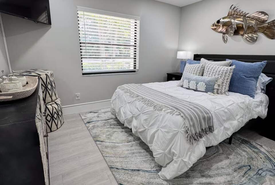 Sarasota Hideaway | 1 Mile from Siesta Key Beach & Village - Sarasota, Florida