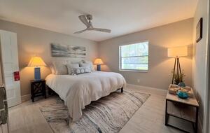 Sarasota Hideaway | 1 Mile from Siesta Key Beach & Village - Sarasota, Florida