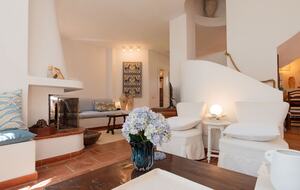 Villa Gioia, a Quiet Coastal Retreat Near Pula & Sardinia’s Famous Beaches - Fox 'e Sali-Monte Agumu, Italy