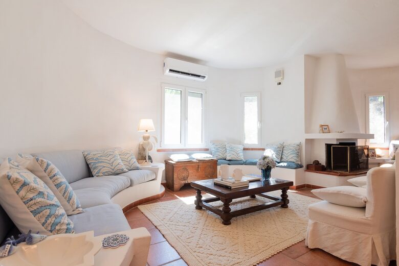 Villa Gioia, a Quiet Coastal Retreat Near Pula & Sardinia’s Famous Beaches - Fox 'e Sali-Monte Agumu, Italy