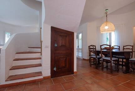 Villa Gioia, a Quiet Coastal Retreat Near Pula & Sardinia’s Famous Beaches - Fox 'e Sali-Monte Agumu, Italy