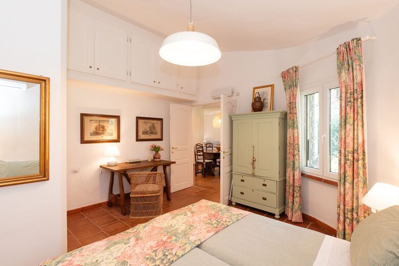 Villa Gioia, a Quiet Coastal Retreat Near Pula & Sardinia’s Famous Beaches - Fox 'e Sali-Monte Agumu, Italy