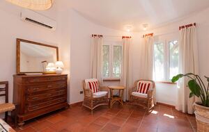 Villa Gioia, a Quiet Coastal Retreat Near Pula & Sardinia’s Famous Beaches - Fox 'e Sali-Monte Agumu, Italy