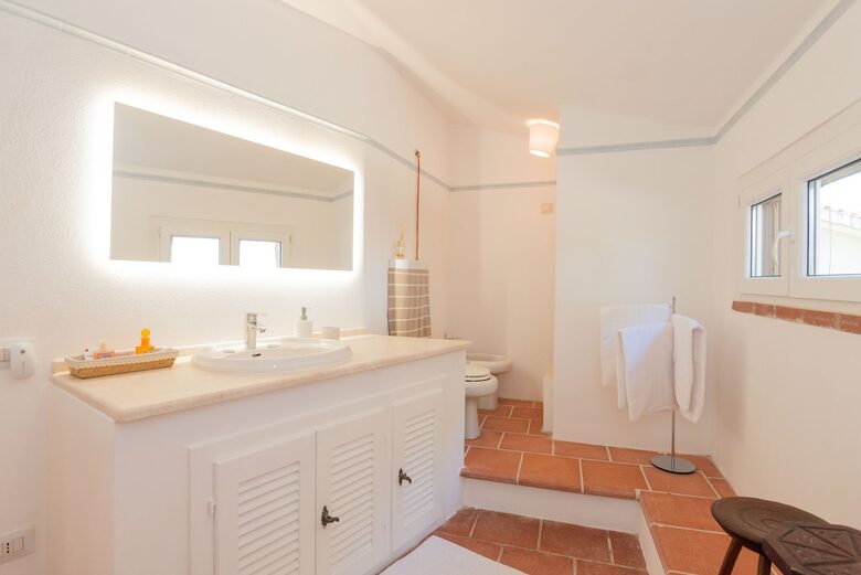 Villa Gioia, a Quiet Coastal Retreat Near Pula & Sardinia’s Famous Beaches - Fox 'e Sali-Monte Agumu, Italy