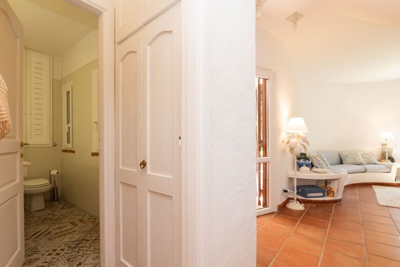 Villa Gioia, a Quiet Coastal Retreat Near Pula & Sardinia’s Famous Beaches - Fox 'e Sali-Monte Agumu, Italy