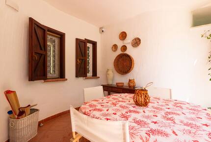 Villa Gioia, a Quiet Coastal Retreat Near Pula & Sardinia’s Famous Beaches - Fox 'e Sali-Monte Agumu, Italy