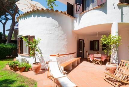 Villa Gioia, a Quiet Coastal Retreat Near Pula & Sardinia’s Famous Beaches - Fox 'e Sali-Monte Agumu, Italy