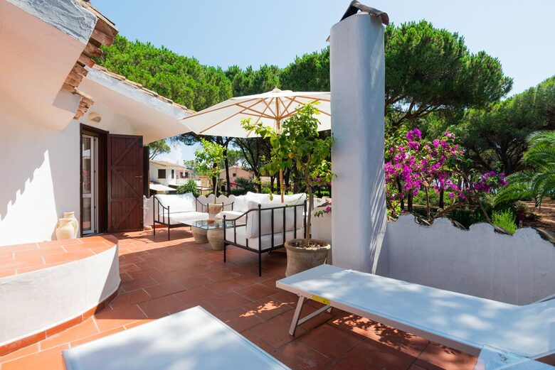 Villa Gioia, a Quiet Coastal Retreat Near Pula & Sardinia’s Famous Beaches - Fox 'e Sali-Monte Agumu, Italy