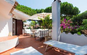 Villa Gioia, a Quiet Coastal Retreat Near Pula & Sardinia’s Famous Beaches - Fox 'e Sali-Monte Agumu, Italy