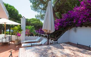 Villa Gioia, a Quiet Coastal Retreat Near Pula & Sardinia’s Famous Beaches - Fox 'e Sali-Monte Agumu, Italy