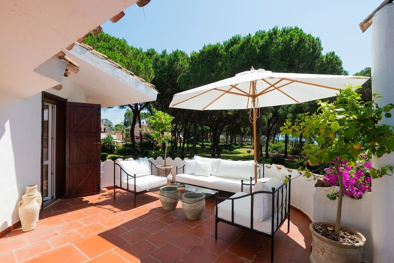 Villa Gioia, a Quiet Coastal Retreat Near Pula & Sardinia’s Famous Beaches - Fox 'e Sali-Monte Agumu, Italy