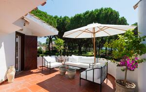 Villa Gioia, a Quiet Coastal Retreat Near Pula & Sardinia’s Famous Beaches - Fox 'e Sali-Monte Agumu, Italy