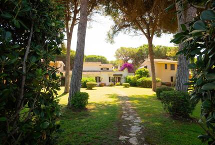 Villa Gioia, a Quiet Coastal Retreat Near Pula & Sardinia’s Famous Beaches - Fox 'e Sali-Monte Agumu, Italy