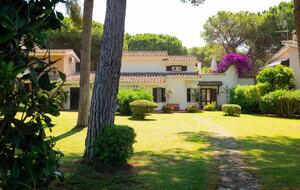 Villa Gioia, a Quiet Coastal Retreat Near Pula & Sardinia’s Famous Beaches - Fox 'e Sali-Monte Agumu, Italy