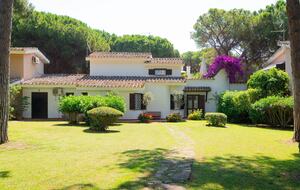Villa Gioia, a Quiet Coastal Retreat Near Pula & Sardinia’s Famous Beaches - Fox 'e Sali-Monte Agumu, Italy