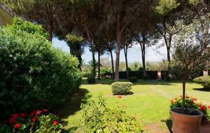 Villa Gioia, a Quiet Coastal Retreat Near Pula & Sardinia’s Famous Beaches - Fox 'e Sali-Monte Agumu, Italy