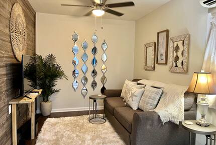 The Chesapeake Haven | 5-Acre Private Beach Getaway - Gloucester County, Virginia