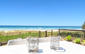 Absolute Beachfront Living with Forever Ocean Views & Sands at your Doorstep! - Palm Beach, Australia