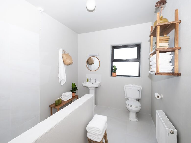 Russells Cottage Doolin - Doonnagore, Ireland