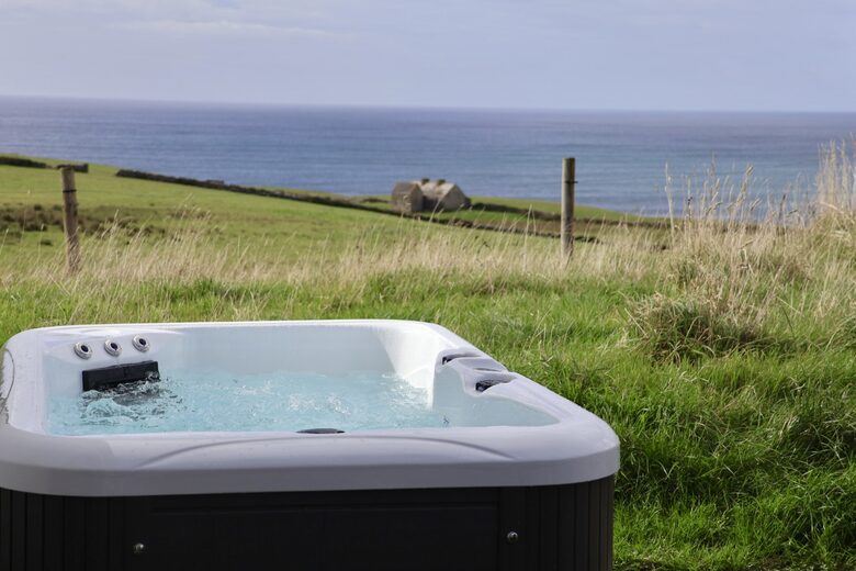 Russells Cottage Doolin - Doonnagore, Ireland