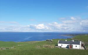 Russells Cottage Doolin - Doonnagore, Ireland