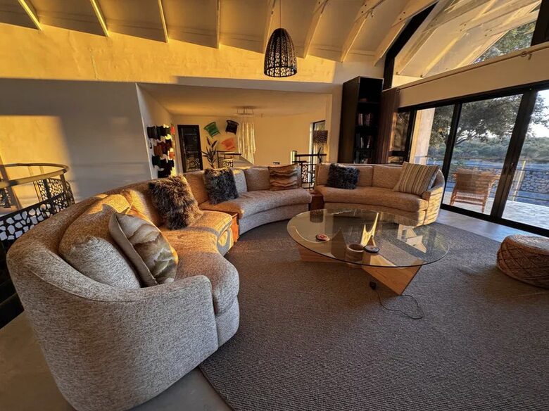 Tapologo River Lodge - Tsetsebjwe, Botswana