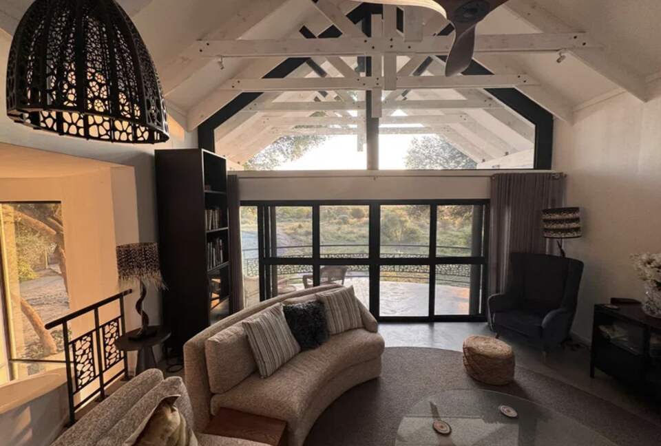 Tapologo River Lodge - Tsetsebjwe, Botswana