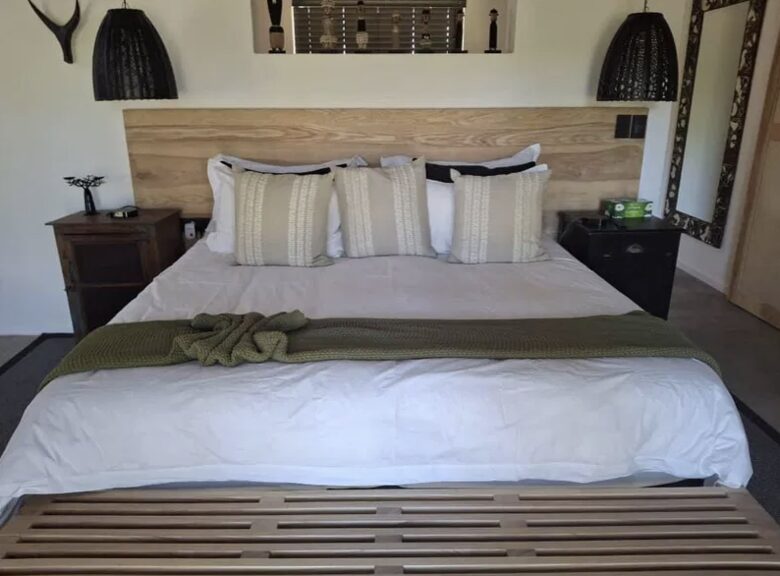 Tapologo River Lodge - Tsetsebjwe, Botswana