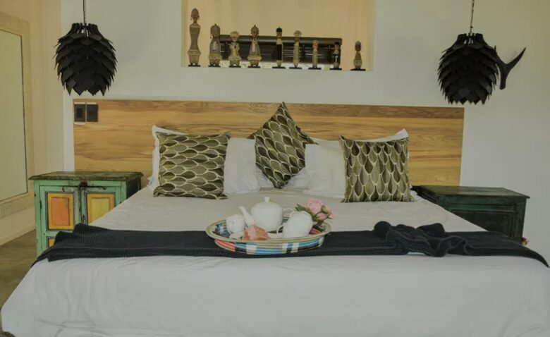 Tapologo River Lodge - Tsetsebjwe, Botswana