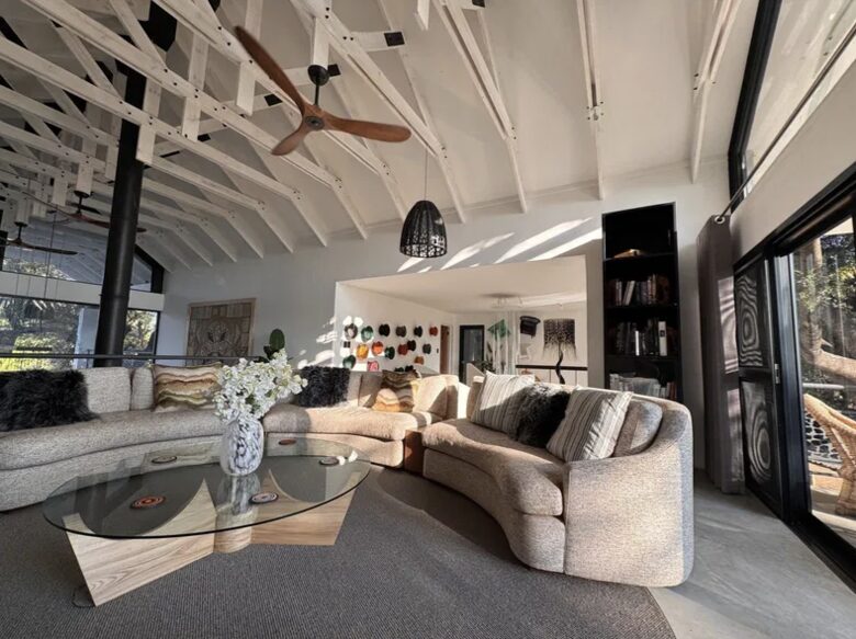 Tapologo River Lodge - Tsetsebjwe, Botswana