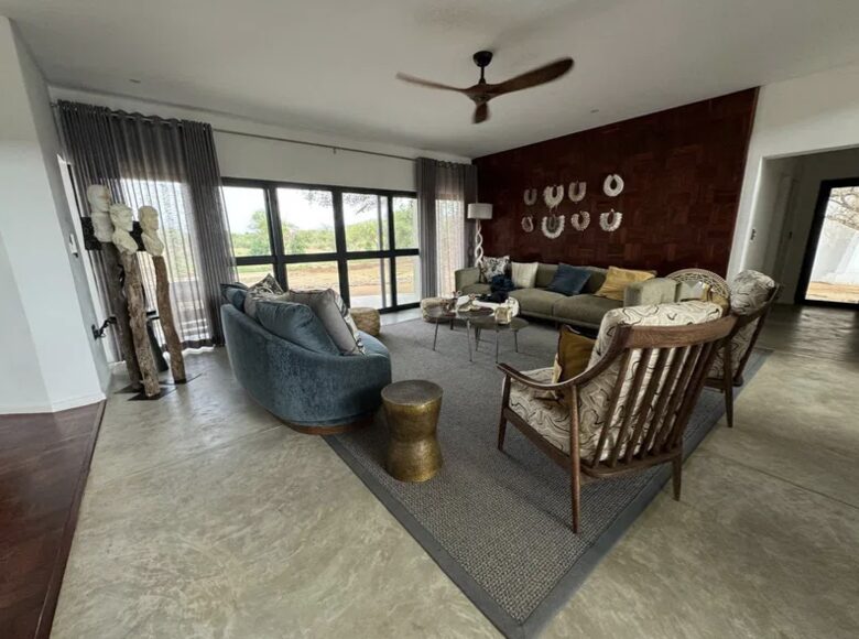 Tapologo River Lodge - Tsetsebjwe, Botswana