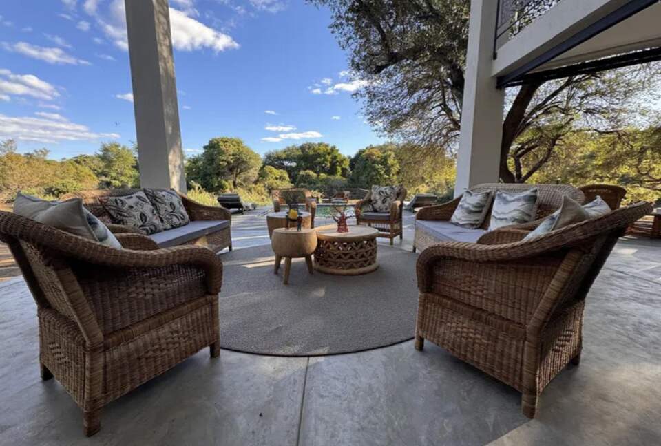 Tapologo River Lodge - Tsetsebjwe, Botswana