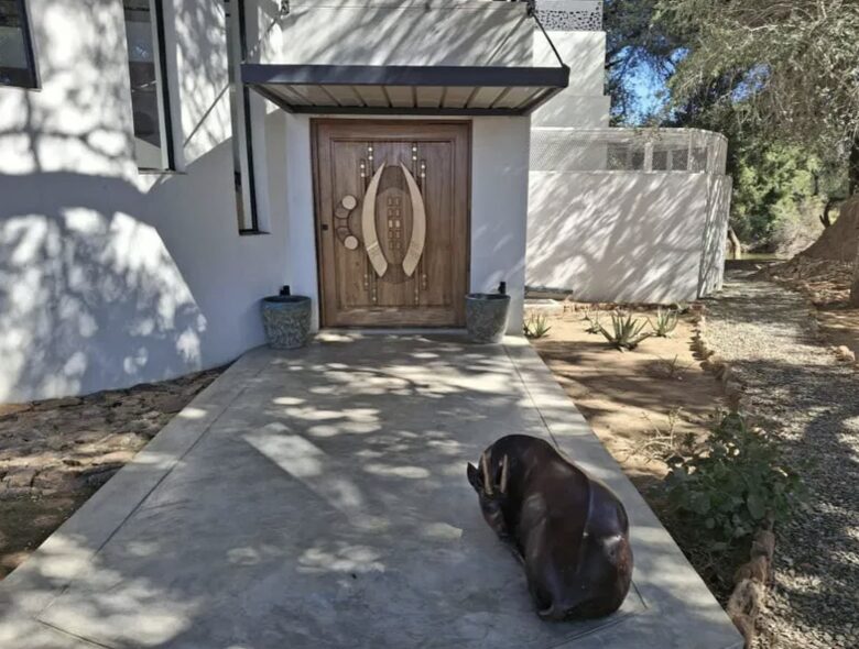 Tapologo River Lodge - Tsetsebjwe, Botswana